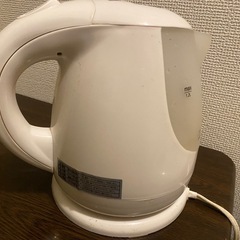 電気ケトルの画像