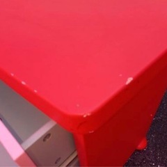 赤い収納　の画像