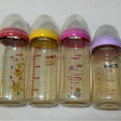 ピジョン/リッチェル　プラスチック哺乳瓶　240ml の画像