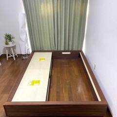 無印良品　MUJI　ダブルベッド　フレーム　収納付きの画像