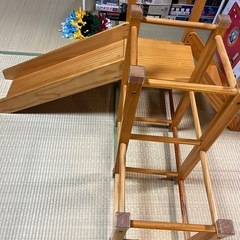 子供用ジャングルジムの画像