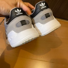 アディダスオリジナルス　  キッズ　スニーカー　  21cmの画像
