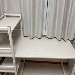 ニトリ デスク 机の画像