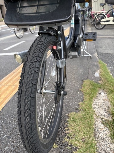 中古20インチブリヂストン電動アシスト自転車　8.7Ah 大阪