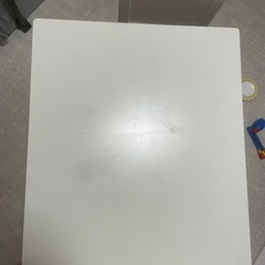 【IKEA】キッズチェア＆デスクセットの画像