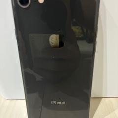 （ 中古）iPhone8とiPhone12の画像