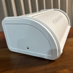 ニトリホワイト スチール製ブレッドケー ス パン入れの画像
