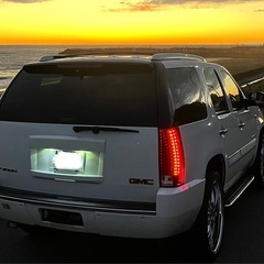 GMC YUKON DENALI AWD ユーコンデナリ 新車並行☆の画像