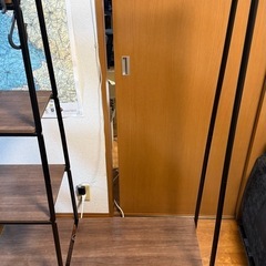 ハンガーラックの画像