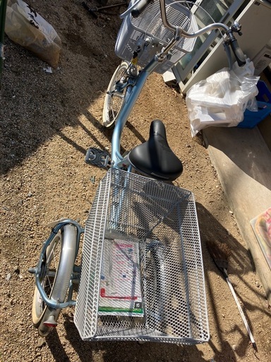早い者勝ち（値下げしました）自転車　三輪車　未使用品　