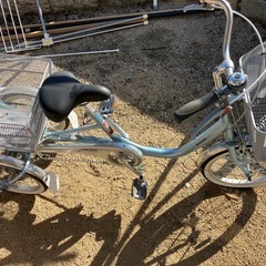 自転車　三輪車　未使用品　の画像