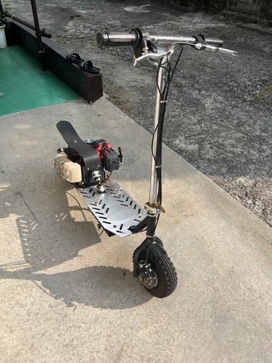 エンジン付きキックボード