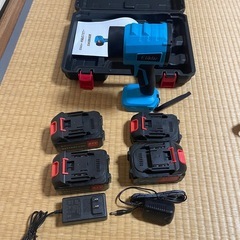 ブロア　バッテリー４個の画像