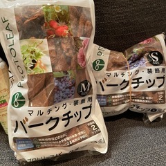 【無料】観葉植物・切花用栄養剤+バークチップの画像