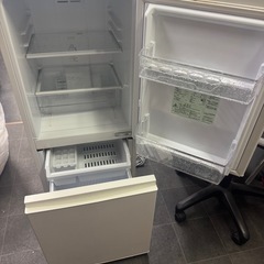 💛冷蔵庫 2021年製の画像