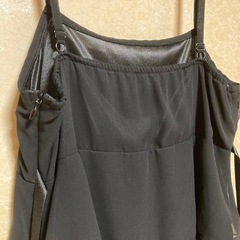 美品!フリル黒ワンピース
の画像
