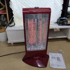 2018年極上美品　速暖　大容量　首振り機能搭載　カーボンヒーター　電気ストーブ　ヒーター　ストーブの画像