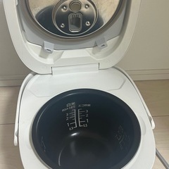 炊飯器の画像