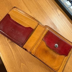 yuhaku 二つ折り財布の画像