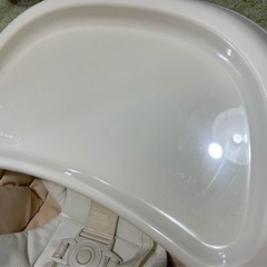 手動ハイローチェア　コンビ　ネムリラの画像