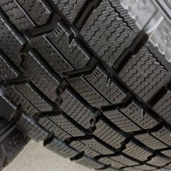 殆ど新品 195/65R15 超バリ溝 国産タイヤ スタッドレス 23年式 アルミホイール 国産 夏 冬 タイヤ トヨタ プリウス 5穴 54 アリオン エスクァイア オーリス カローラ アクシオ スポーツ フィールダー ルミオン クラウン セダン アイシス アルテッツ ウィッシュ オーパ オーリス ヴォクシー カルディナ カローラ アクシオ クラウン クラウン エステート クラウン セダン クレスタ チェイサー ノア ビスタ ブレビス PHV プリウス プレミオ プログレ マークII WiLL VSの画像