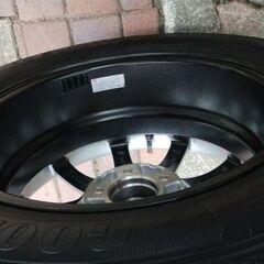 殆ど新品 195/65R15 超バリ溝 国産タイヤ スタッドレス 23年式 アルミホイール 国産 夏 冬 タイヤ トヨタ プリウス 5穴 54 アリオン エスクァイア オーリス カローラ アクシオ スポーツ フィールダー ルミオン クラウン セダン アイシス アルテッツ ウィッシュ オーパ オーリス ヴォクシー カルディナ カローラ アクシオ クラウン クラウン エステート クラウン セダン クレスタ チェイサー ノア ビスタ ブレビス PHV プリウス プレミオ プログレ マークII WiLL VSの画像
