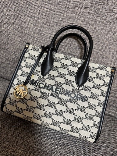 MICHAEL KORS