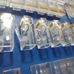 (訳あり品)RJ45コネクタ 100個　非貫通型　ジャンクの画像