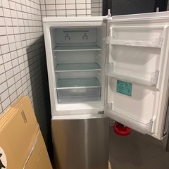 値下げ不可　都内　神奈川　配送、設置込み　動作品　美品　冷蔵庫 Haier ハイアール ステンレス  jr-nf173b 2020年製の画像