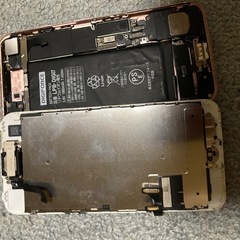 いろんなiPhone5台まとめて。パーツ取り用の画像