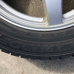 205 /60R16   スタッドレスタイヤの画像
