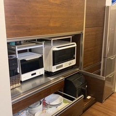キッチン収納キャビネットの画像