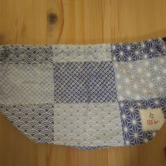 巾着袋　ブルー　和柄の画像