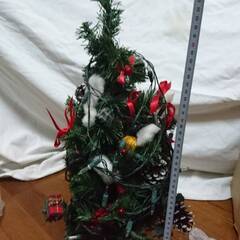 クリスマスツリー　高さ：65cm　箱あり　イルミネーションランプ点滅確認済みの画像