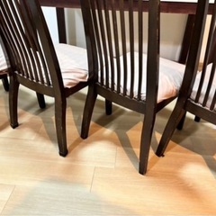 ダイニングテーブル 椅子4脚の画像