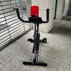 引取希望 フィットネスバイク 黒/赤 調整可能サドルの画像