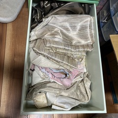 カーテンハギレの画像