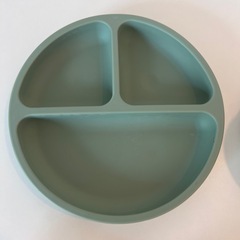 吸盤付きシリコン食器、ジュレケース、おにぎりメーカーの画像