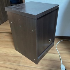 ナイトテーブル、電話台等にの画像