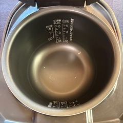 🌸 象印 IH炊飯ジャー 5.5合炊き NP-VJ10（ブラウン）2018年製 🌸の画像