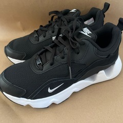 NIKE ナイキスニーカー　
　　の画像