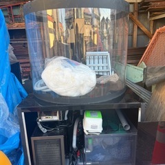 大型丸型　水槽　活魚備蓄システム
の画像