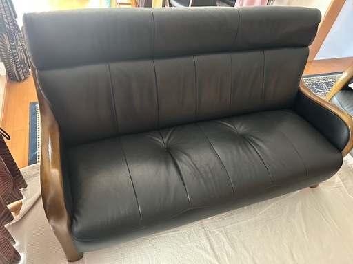 ３人掛け本革ソファ