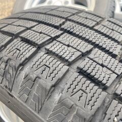 215/60R16 東北6県無料配送対応‼️爆安‼️最終値下げ‼️③超超超バリ溝❗ 国産トーヨータイヤ‼️ アルミ付き 国産 タイヤ !!　スタッドレスの画像
