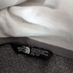 レディース ノースフェイス パーカーの画像