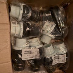 リンナイ　ガス器具パーツ　札幌手渡し可能　Ｎｏ．5 SPW-0008 ゴム接続管　未使用品四つセット　一つ定価1350円　建築材料の画像