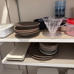 食器一式の画像