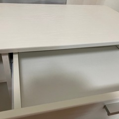 テレビボードの画像