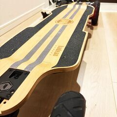 Evolve Hadean Bamboo All Terrain（電動スケートボード）の画像