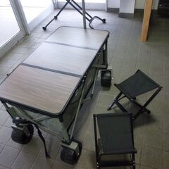 2-5　未使用/新品　アウトレット特価　 2way キャリーワゴン セット 100L 耐荷重150kg アウトドアワゴン フォールディング マルチワゴン チェア テーブルトップ コンパクト 自立 大容量 キャンプ 運動会 海 ピクニックの画像